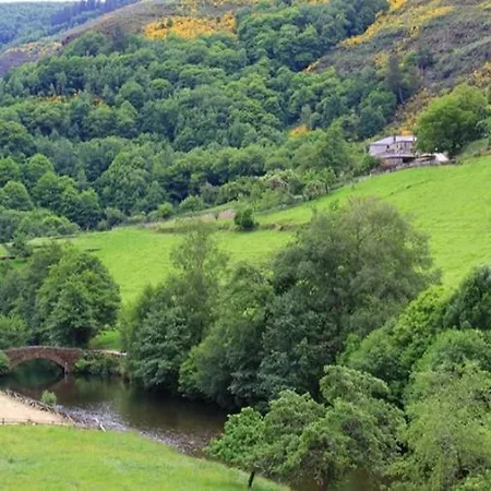 Сasa de vacaciones Casina O Lar *